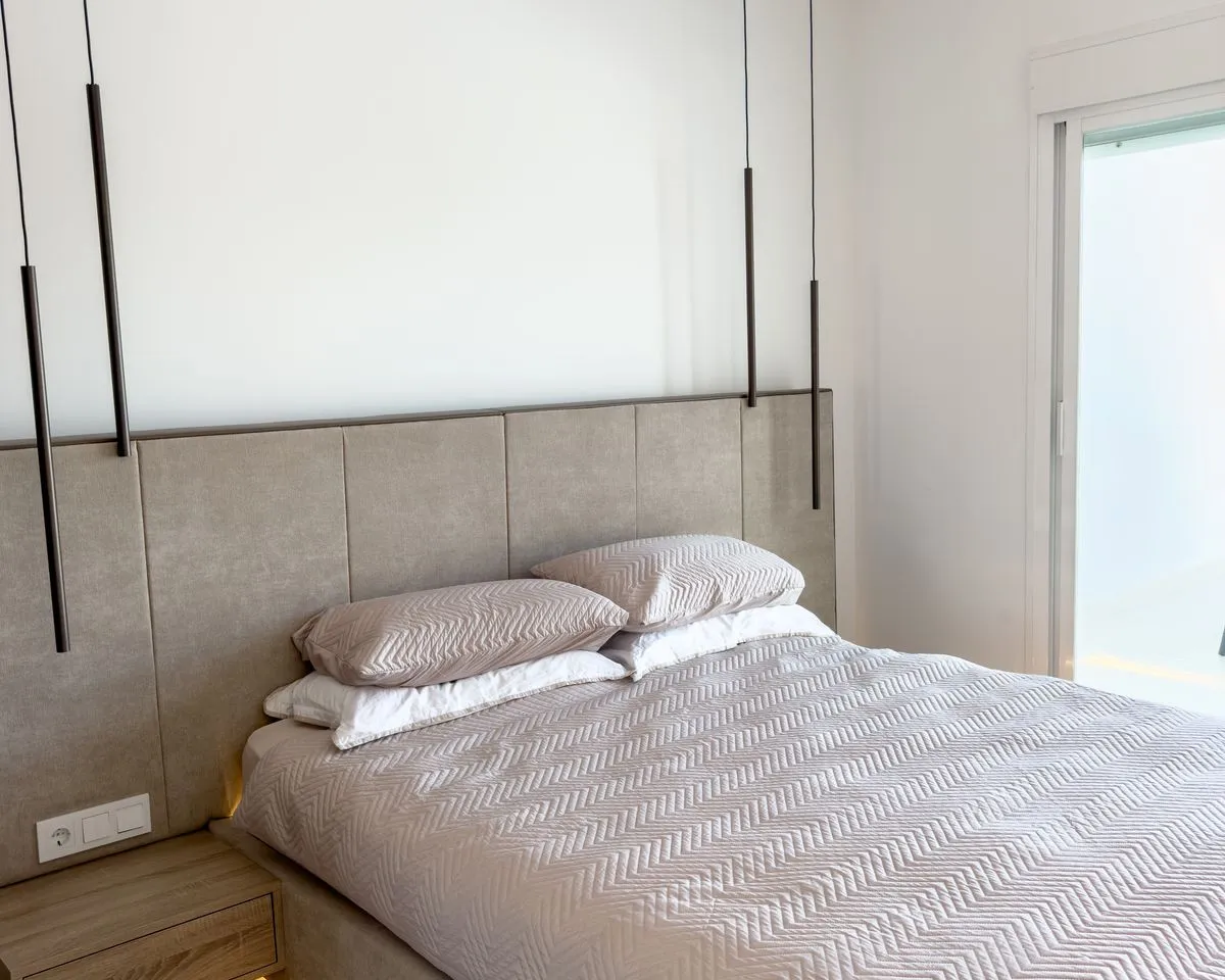 b77d56f8-d9eb-4a91-9793-ed45ee65cd26