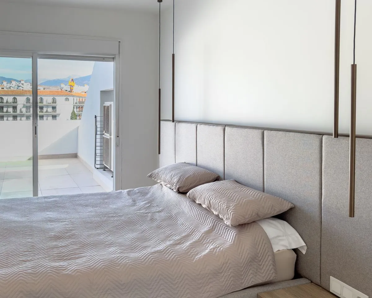 d2424b60-558a-44e6-b173-1277459574e5