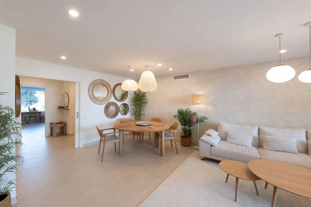 5fefc2cd-2d50-4c63-903a-7f7e42ee1dba