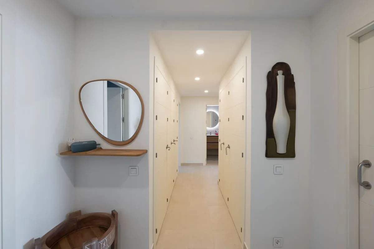 8ce58929-a7f6-40ee-bf51-98ea61b89855