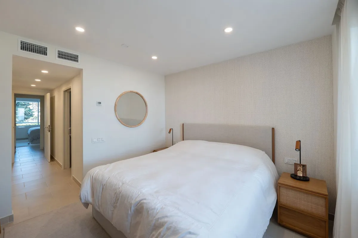 e9610f36-387f-4ce4-ab0e-59b3f7069d53