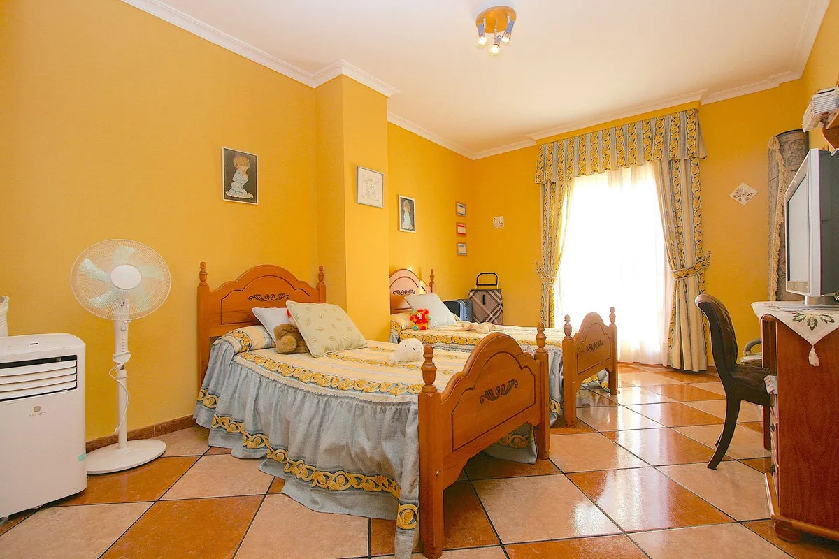 4308356f-dd0e-49d3-ad41-865b4c207c45