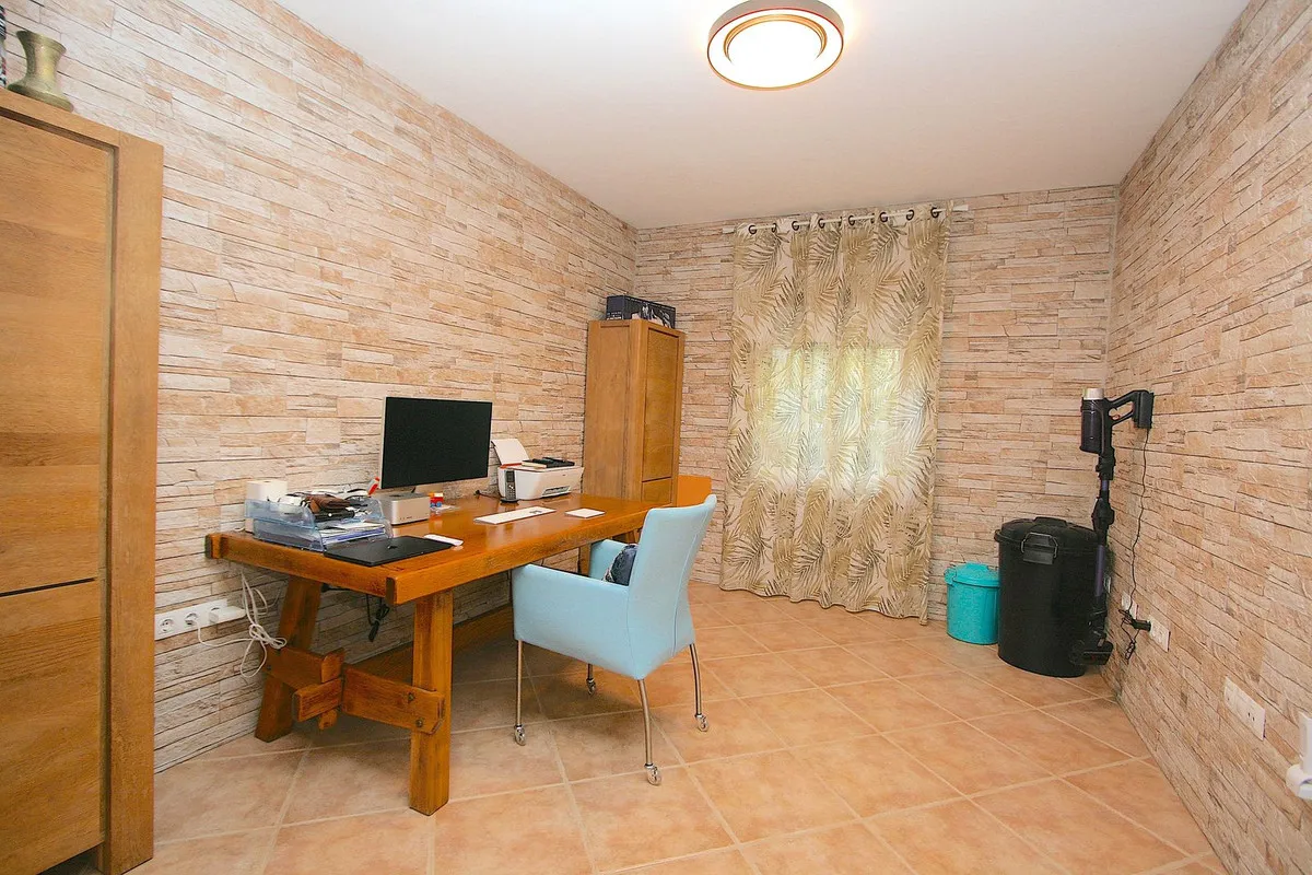 54624e2a-5360-4ada-806d-cc5f09a1dc3c