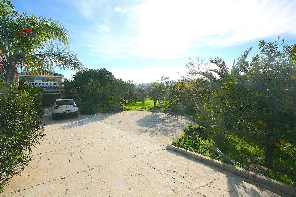 5e966d97-f20f-4f17-92d3-2e3651ce605b