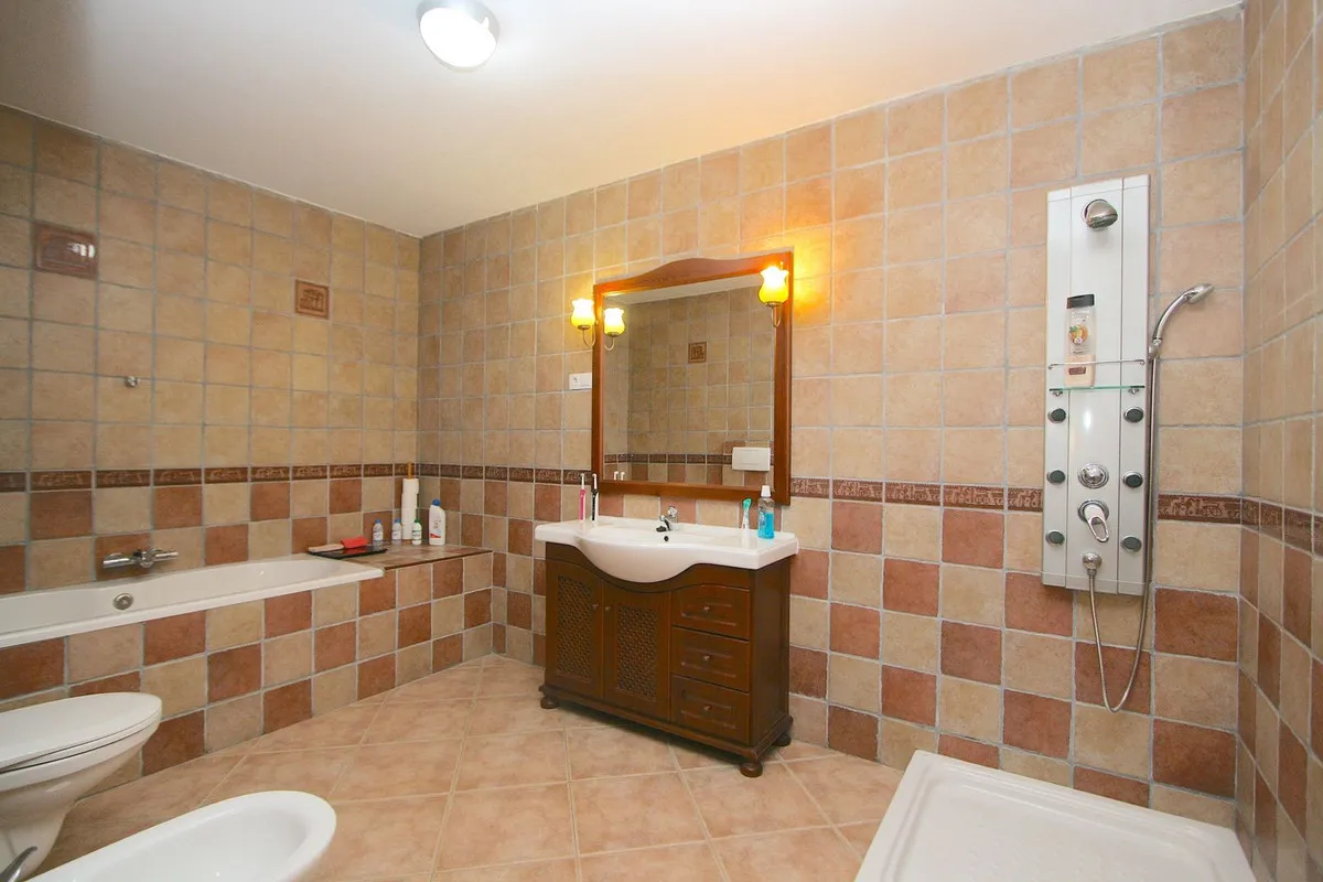 843b36c2-a450-4d1b-a530-4b122799e20d