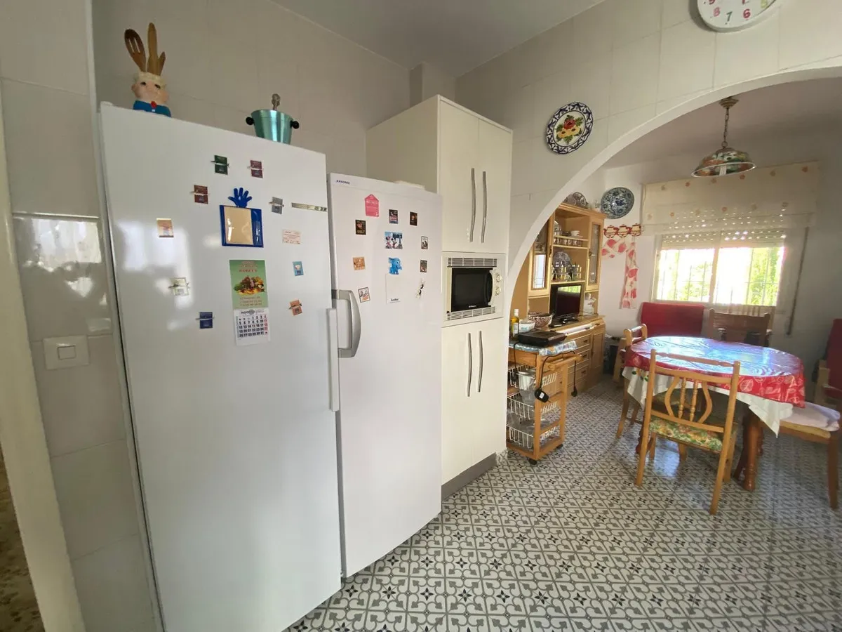 37b82567-218f-490e-a621-2435a6142939