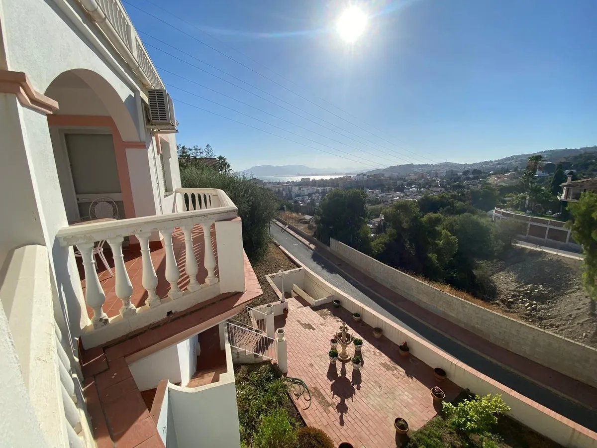 6fd870f6-4c45-4368-b277-e79e601c3639