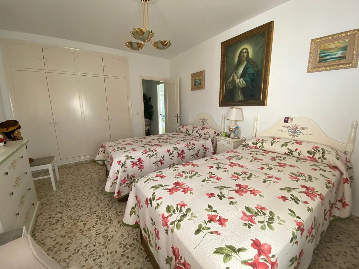 cbc9d8f3-feaa-4d62-93d1-793821c998dc