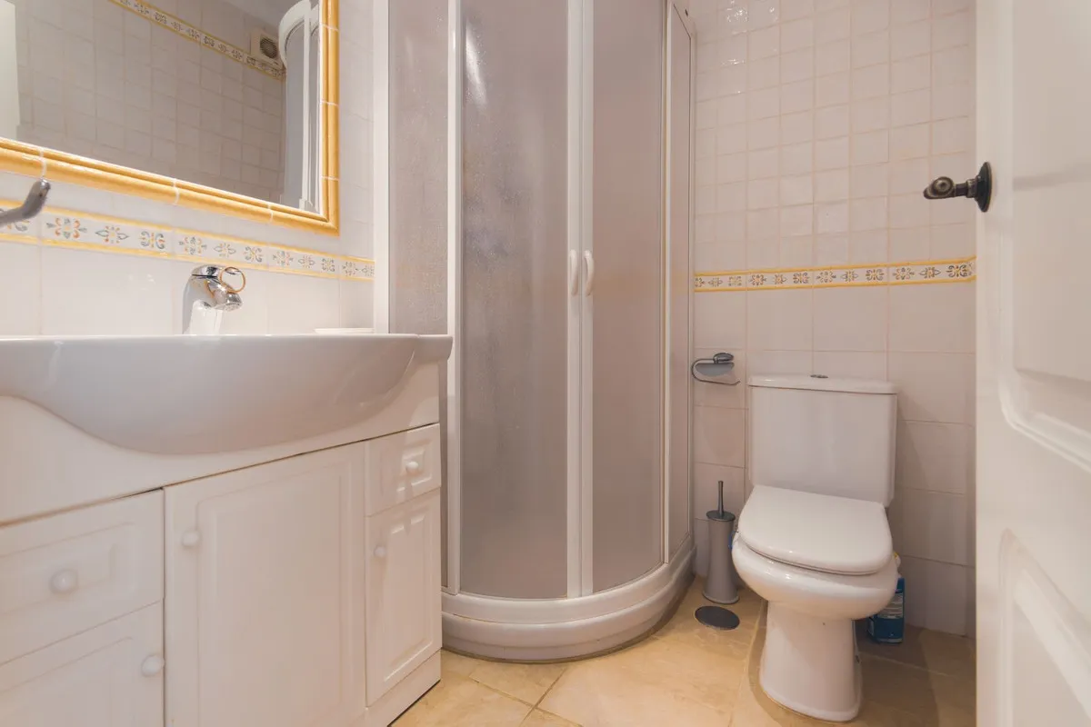 6eea6bee-b3c7-4122-8117-4946af3f14db