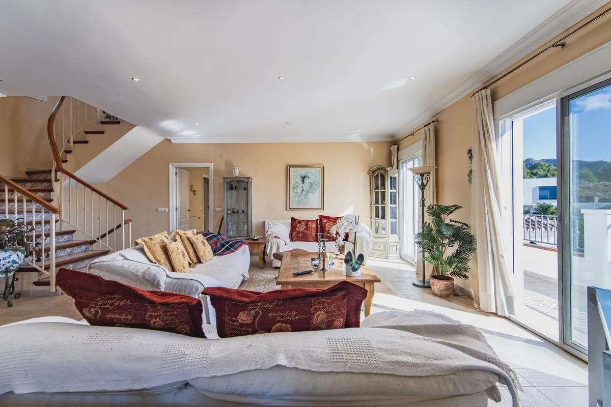 7c3f2868-0215-4efe-b04e-c065f4e8c7fb