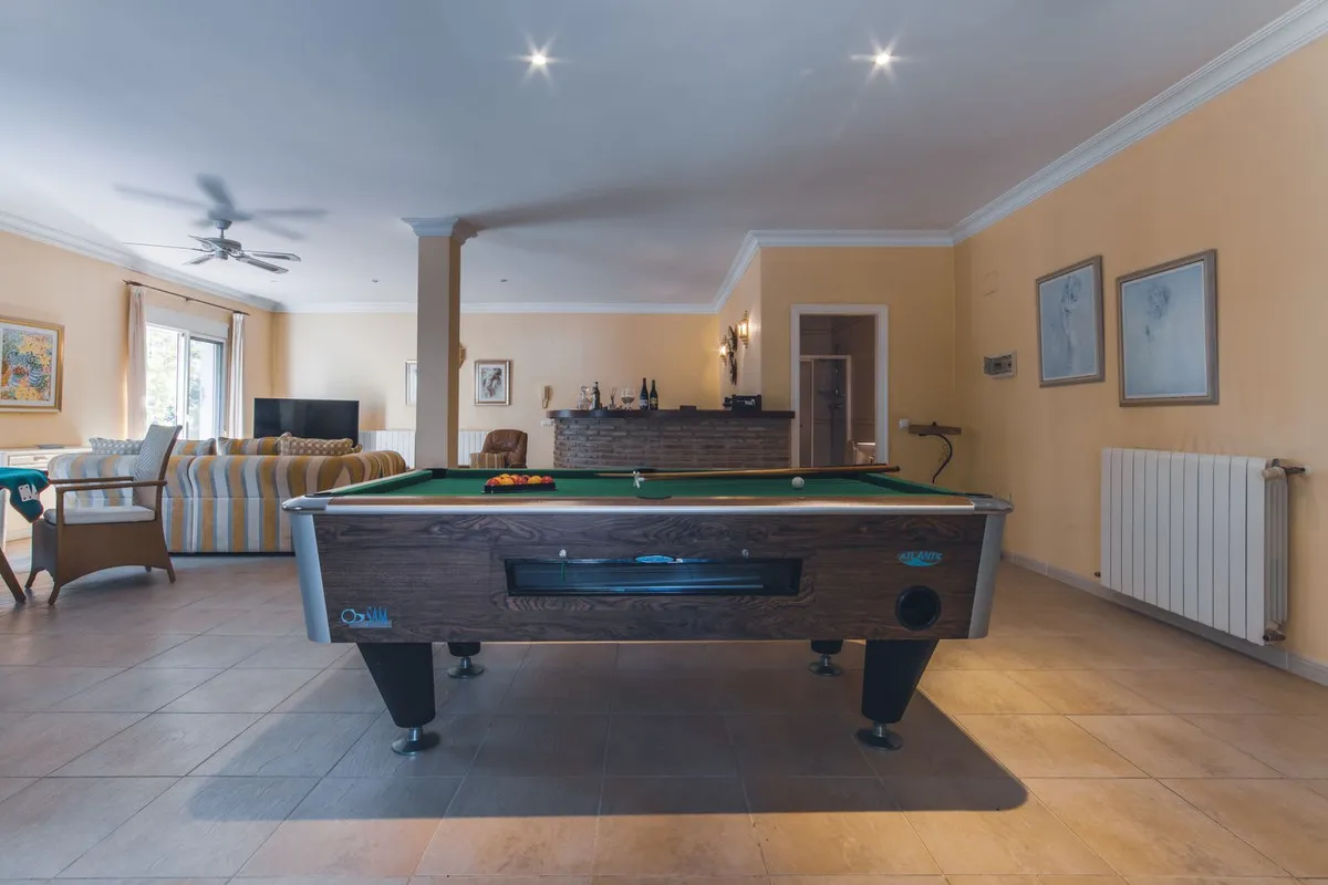 86b9e52b-f2dd-47f0-83ff-5070911ec29a