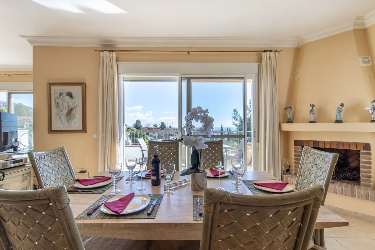 ab8df3ec-bd95-4f81-a19b-9ff86b1d3851