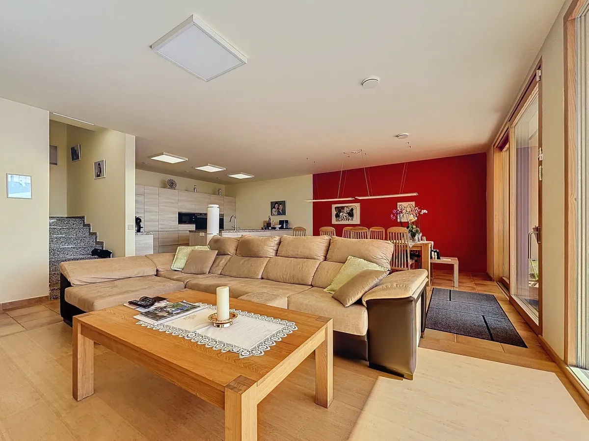 999ad5d6-5281-46e3-8f0a-2e6134a9bdcc