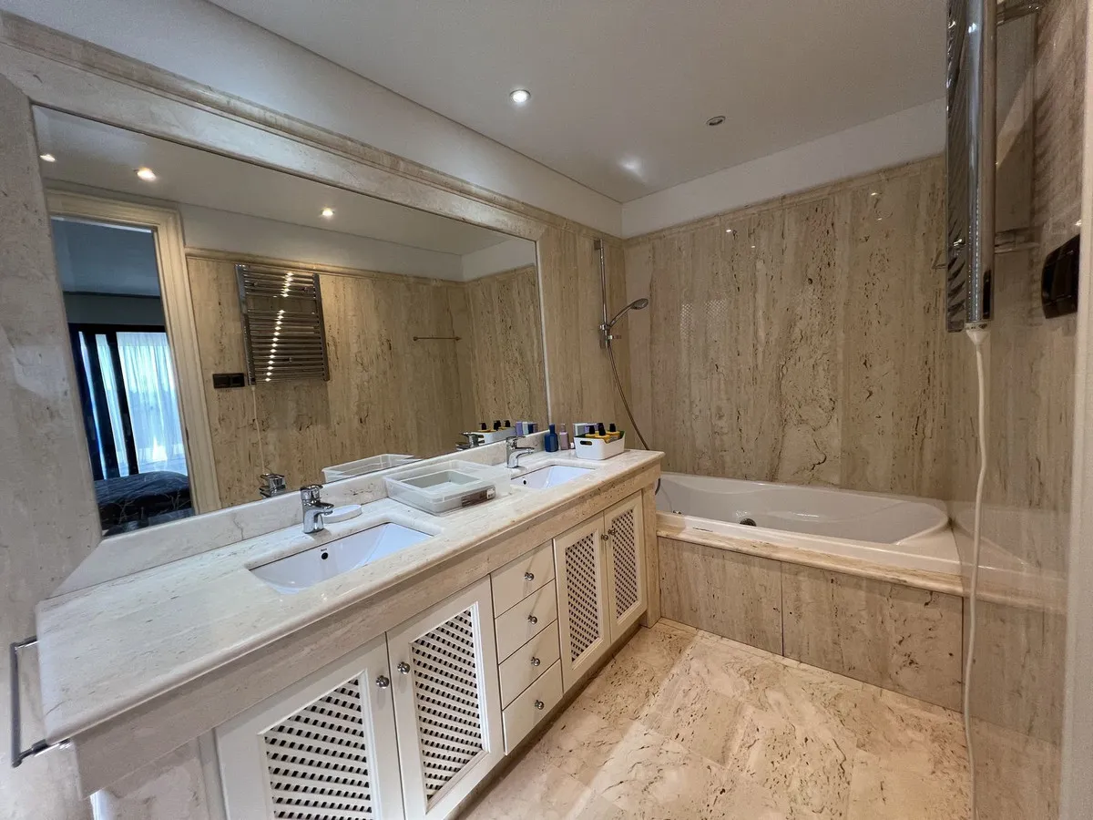 138b2cbc-1af3-423e-8443-30a4116e1b2f