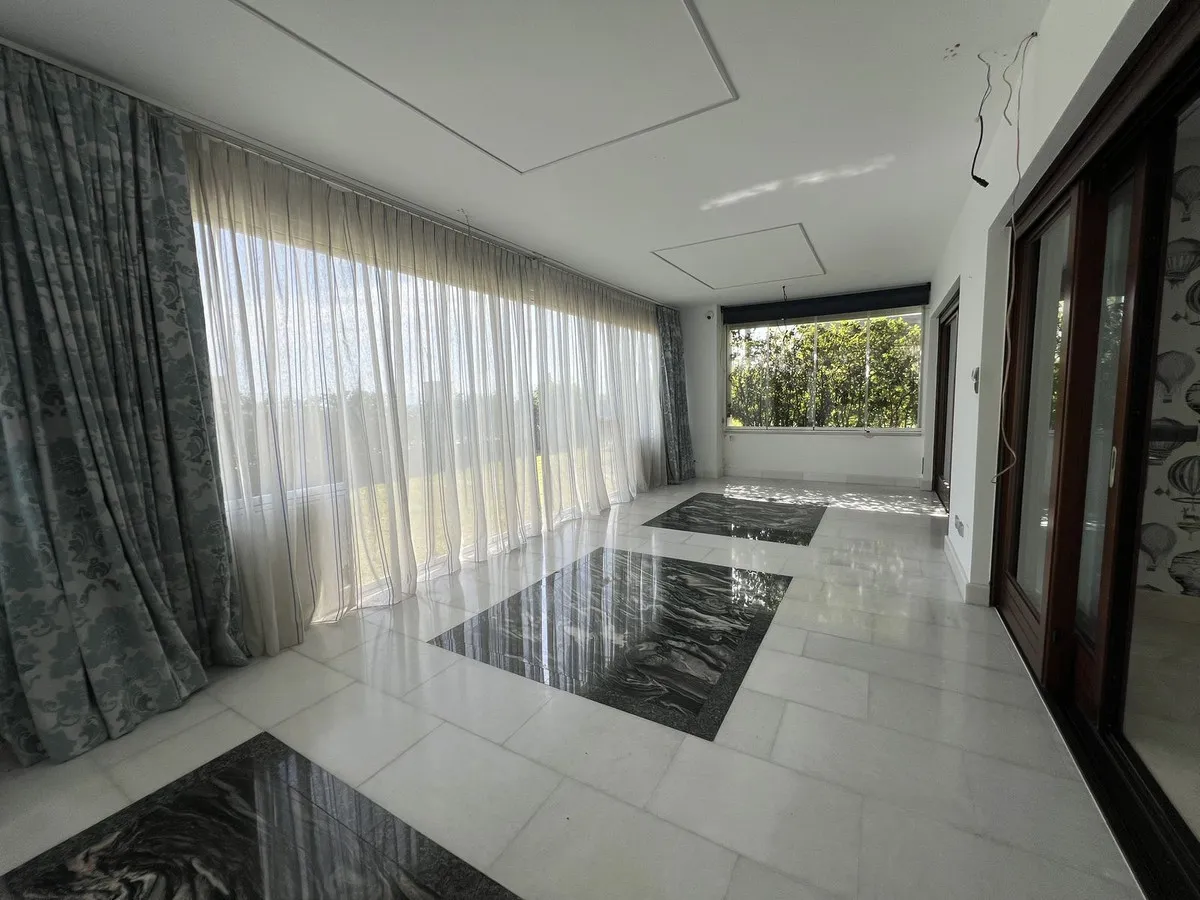 9c94eafd-01c7-435b-8ae6-da3147a15f0c