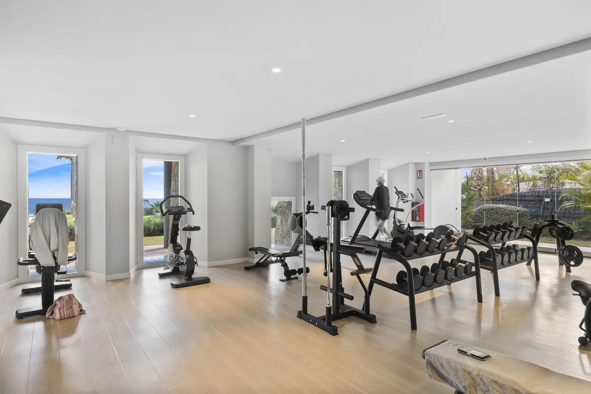 067fabf0-bcf2-460b-9340-3b579b4bd2ae