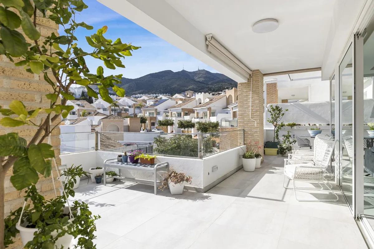 07bf53d7-33b9-4762-9522-f7ebbfdbdde9