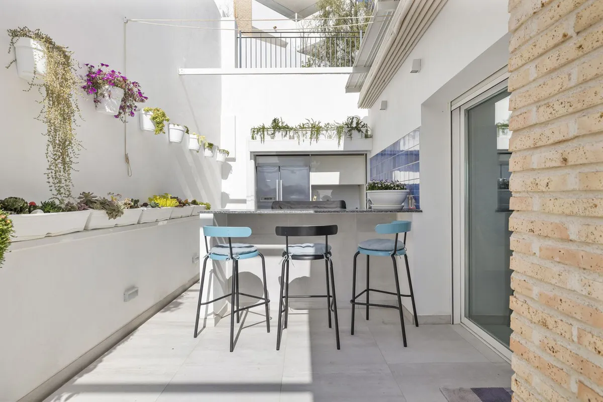 4f9e4e81-98a6-4df4-b396-69a1470f6c36