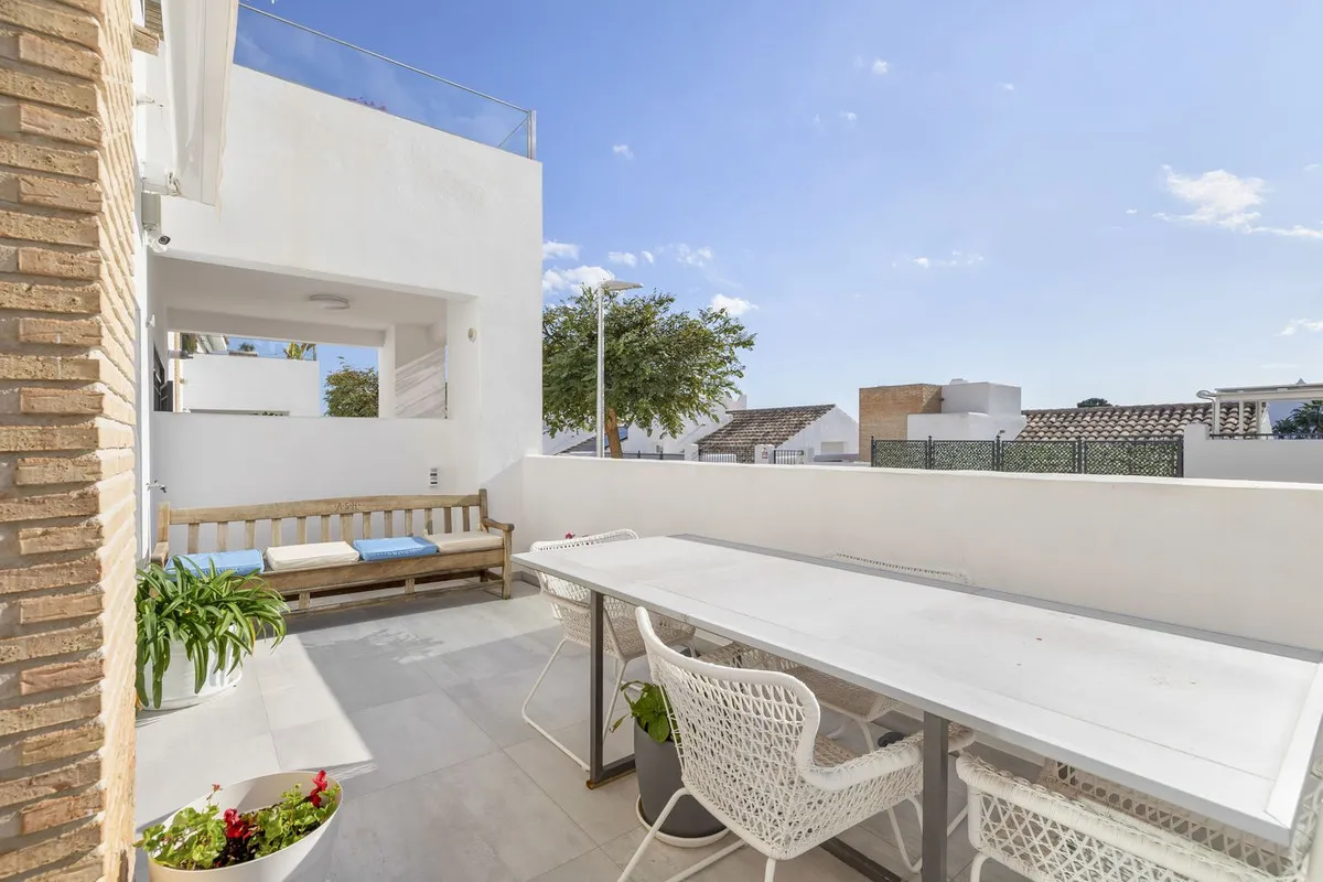 7d49f1bf-dc20-42b9-8ae7-2410456536d2