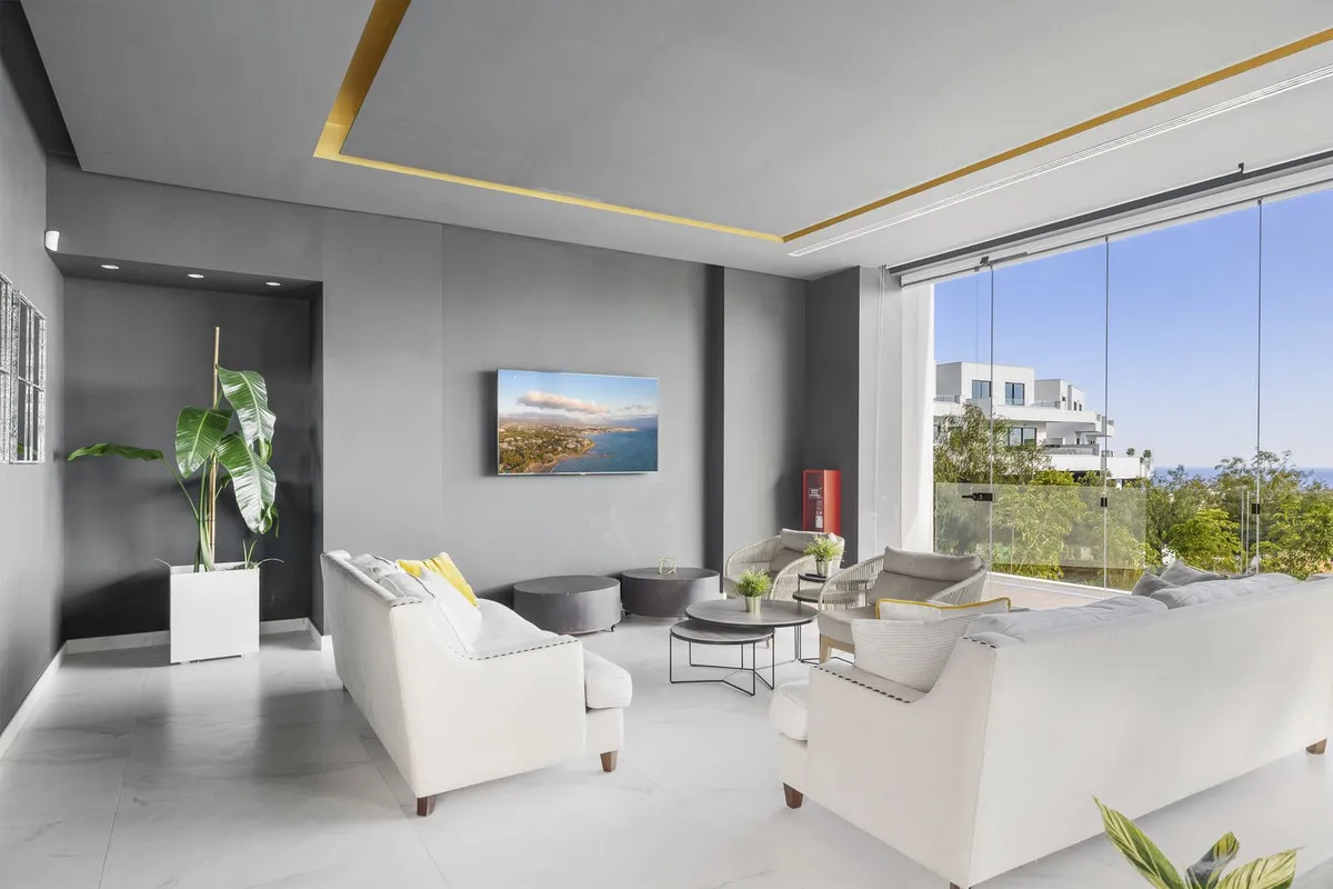 a17fb714-d2f8-40d8-a5b1-79ebc717314d