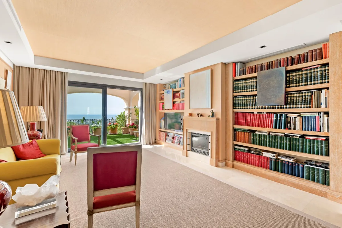 5372eb29-a016-4a38-9452-291c7c43e3aa