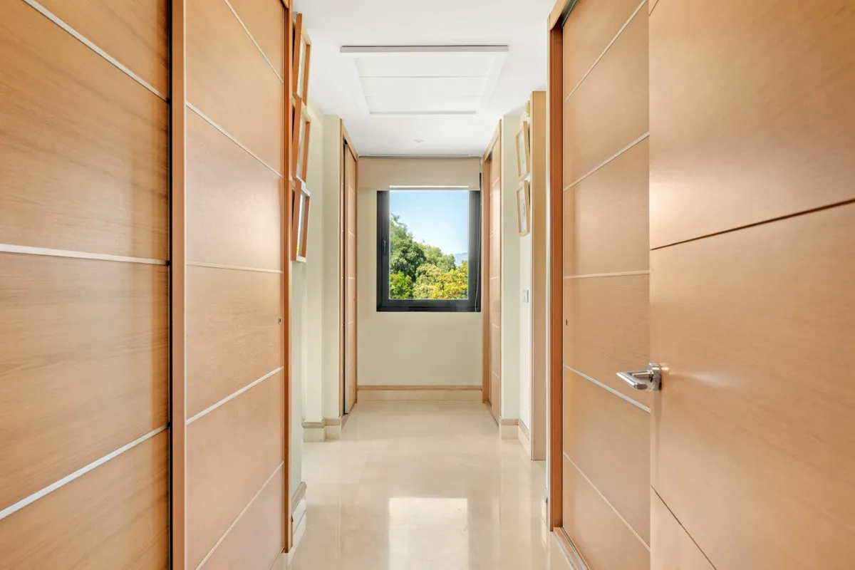 5e130ffe-e258-4cbf-a097-11972ad84f99