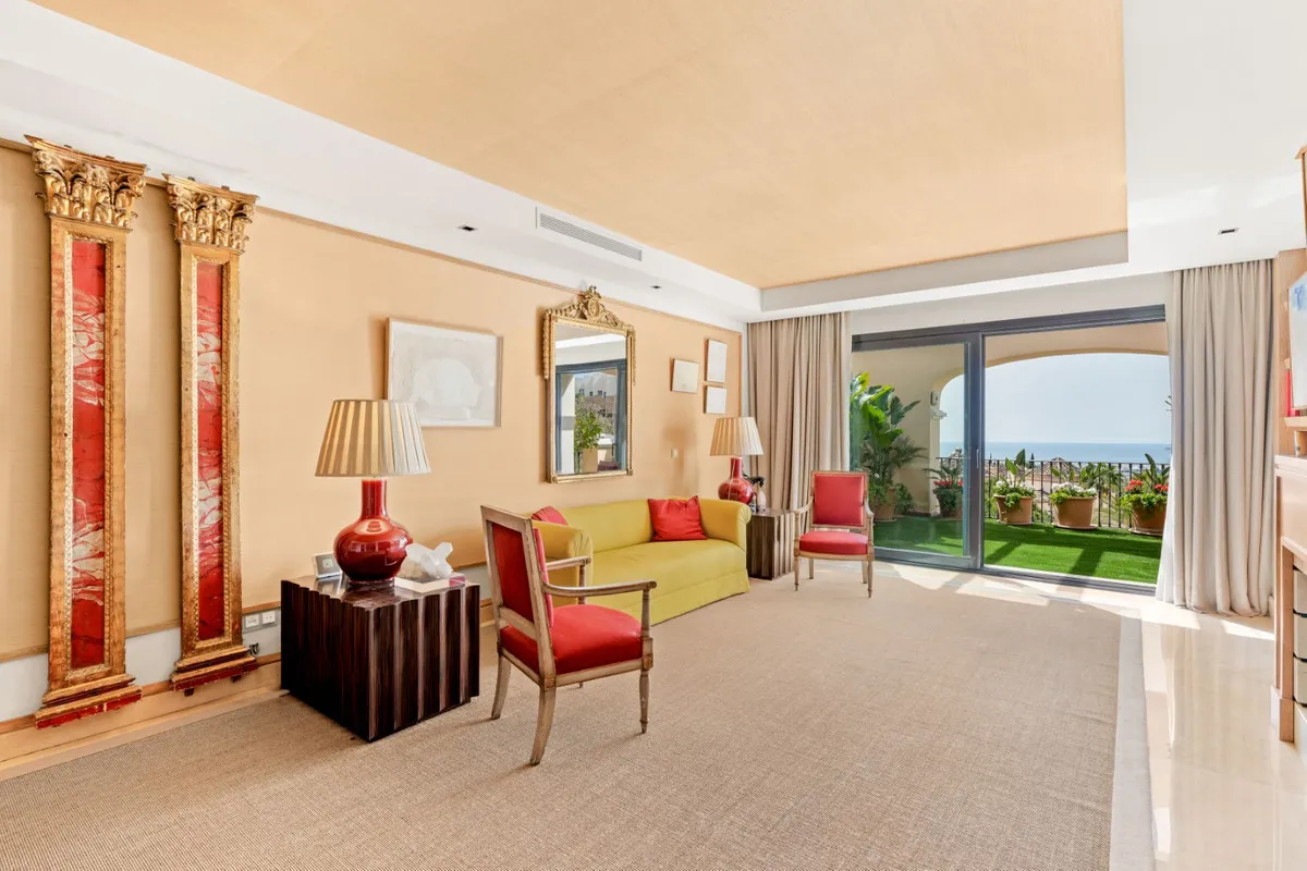 810e42c2-6781-46e5-9f8a-34887b4655ef