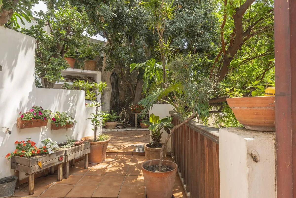 08916c74-d675-4d7f-8edb-0c4cf6a21da7