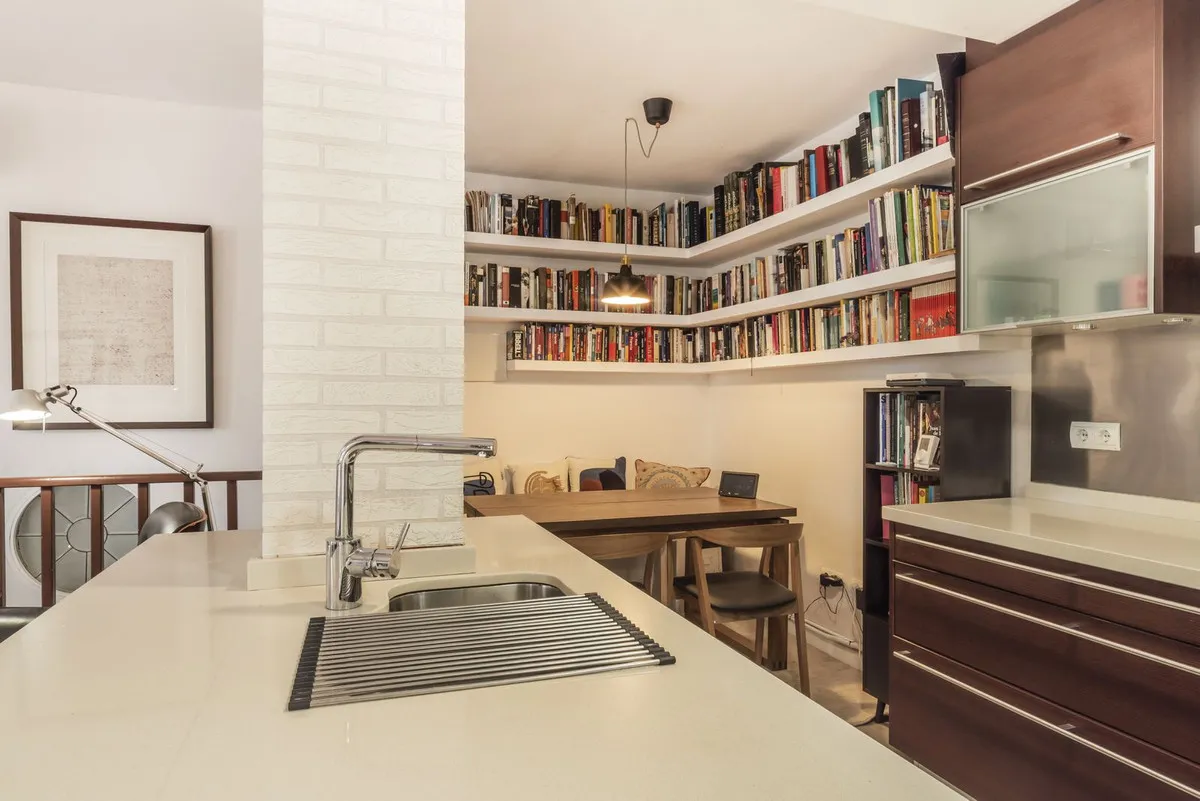 31b77b54-cae5-4a98-ad86-a7c4a0d5888f