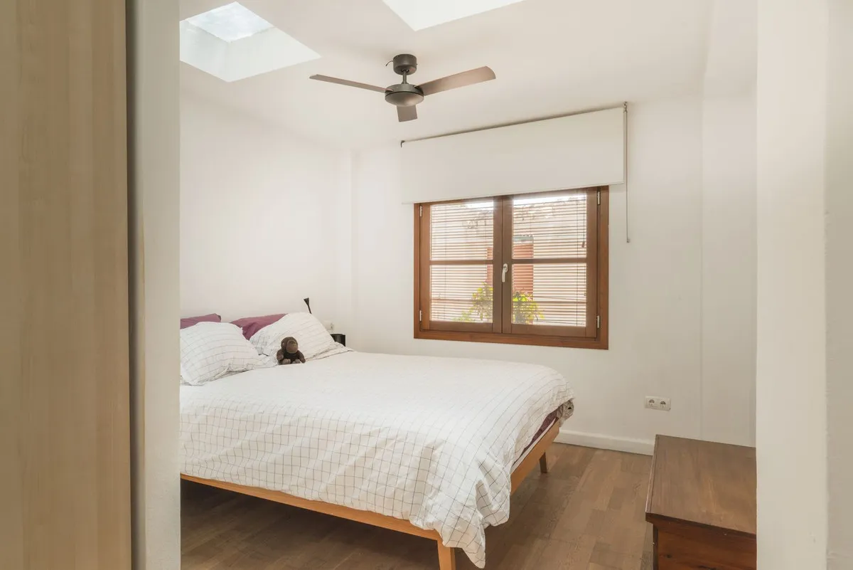 c27ede77-ee17-4f0b-ab2d-6c3fe623b98e