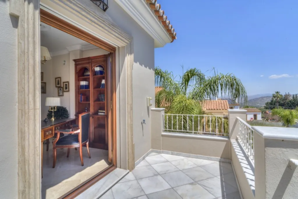 3ff75713-f27e-48e9-9058-93e753a5ed62