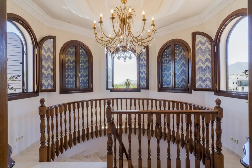 69606608-8c8f-4577-880c-60e5fceed328