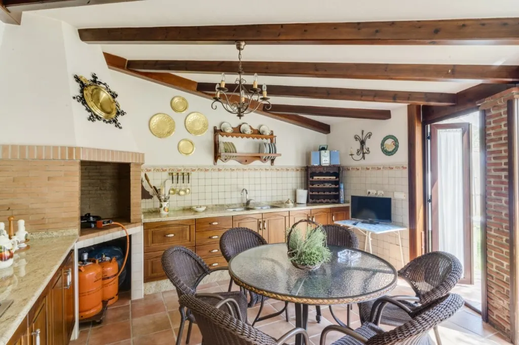 907b013c-d833-43d8-b631-06f777dba2cf