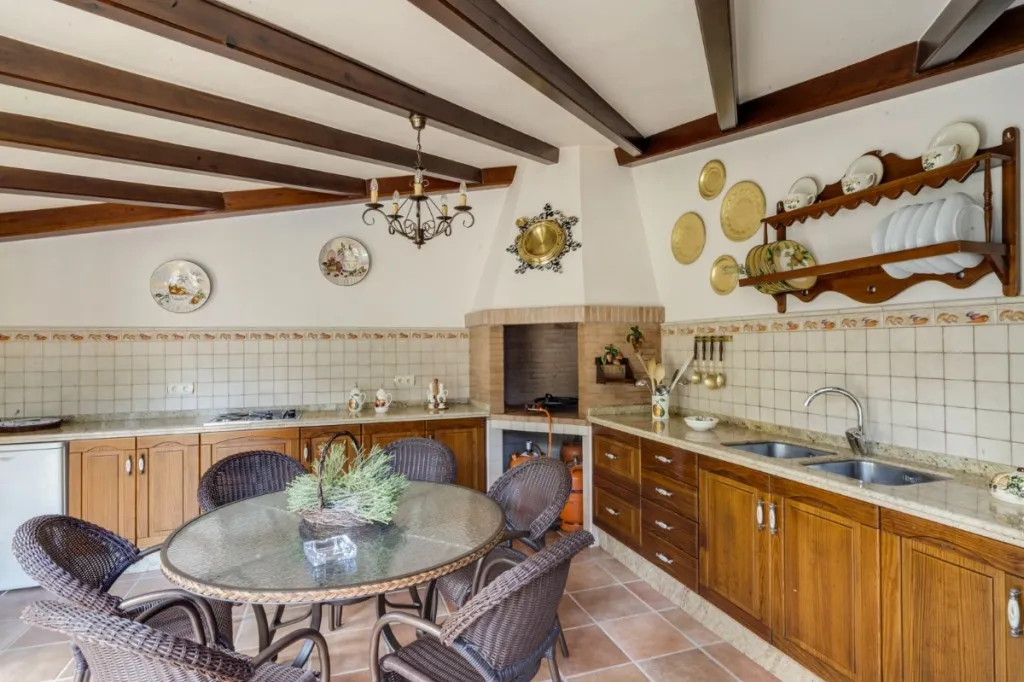 99a22e3a-6595-4cfe-90fb-727cbdff39c5