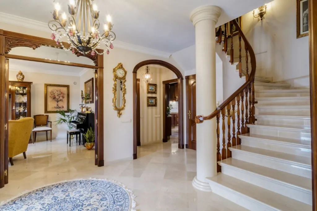 ba6aa112-d4a4-4296-93d0-1652677c19d4