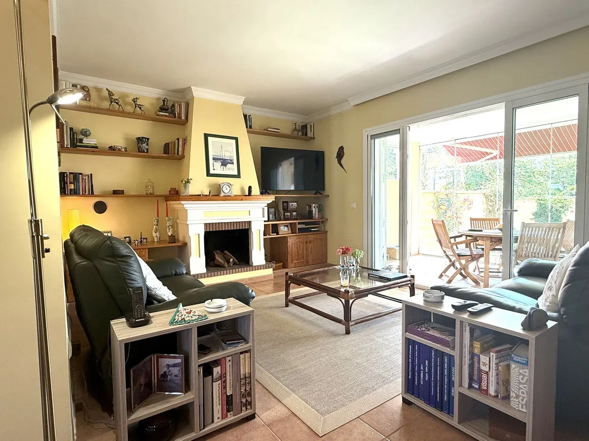 a2473118-269f-4899-945d-a51d2f365202