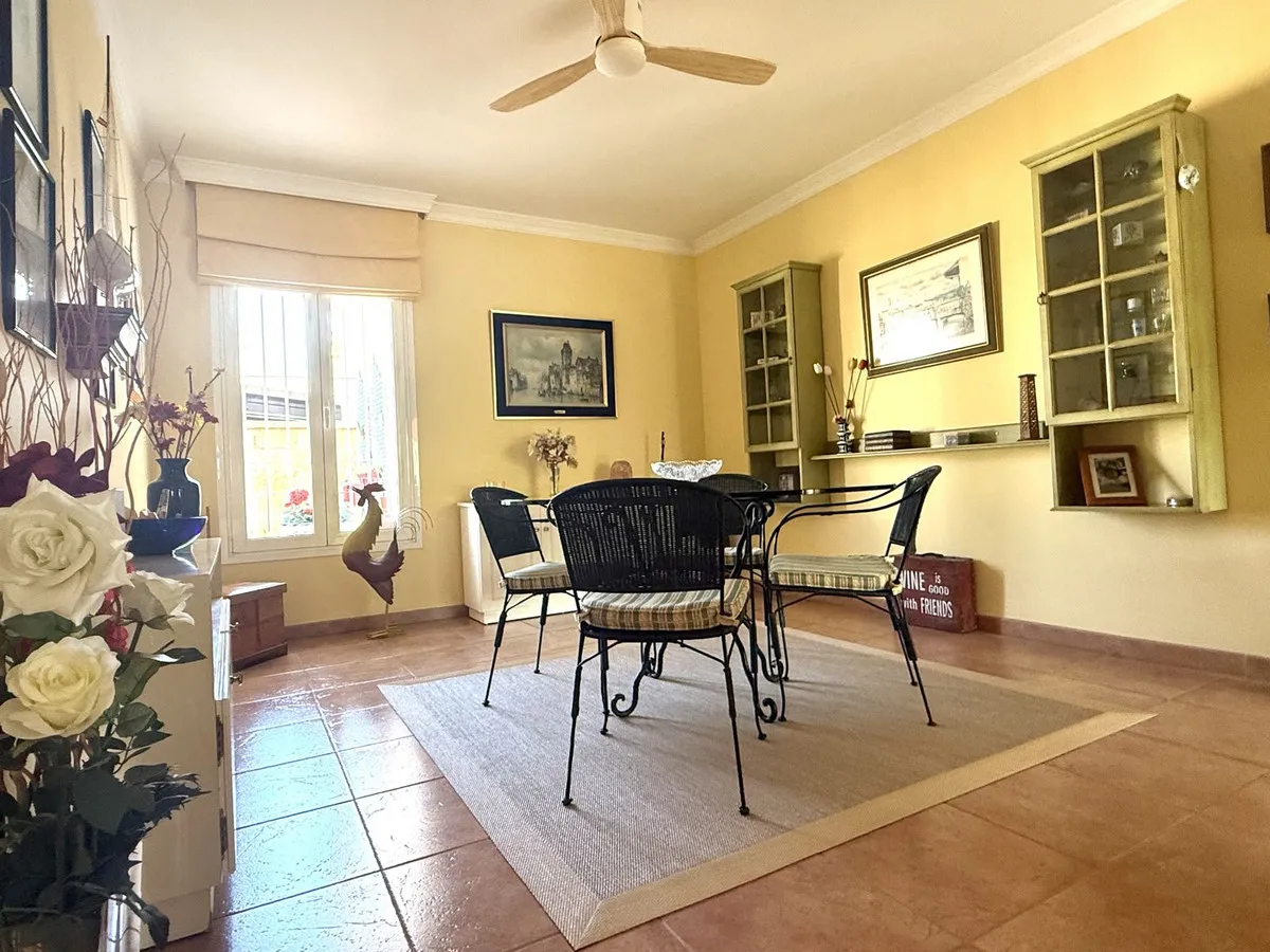 e9de809d-d6ce-47d3-b039-ab50dfed7ad2