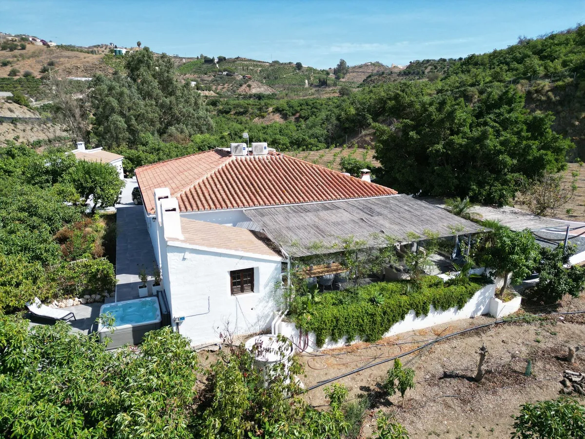 0c74c2ca-0d05-49cb-8417-01e84825f6ff