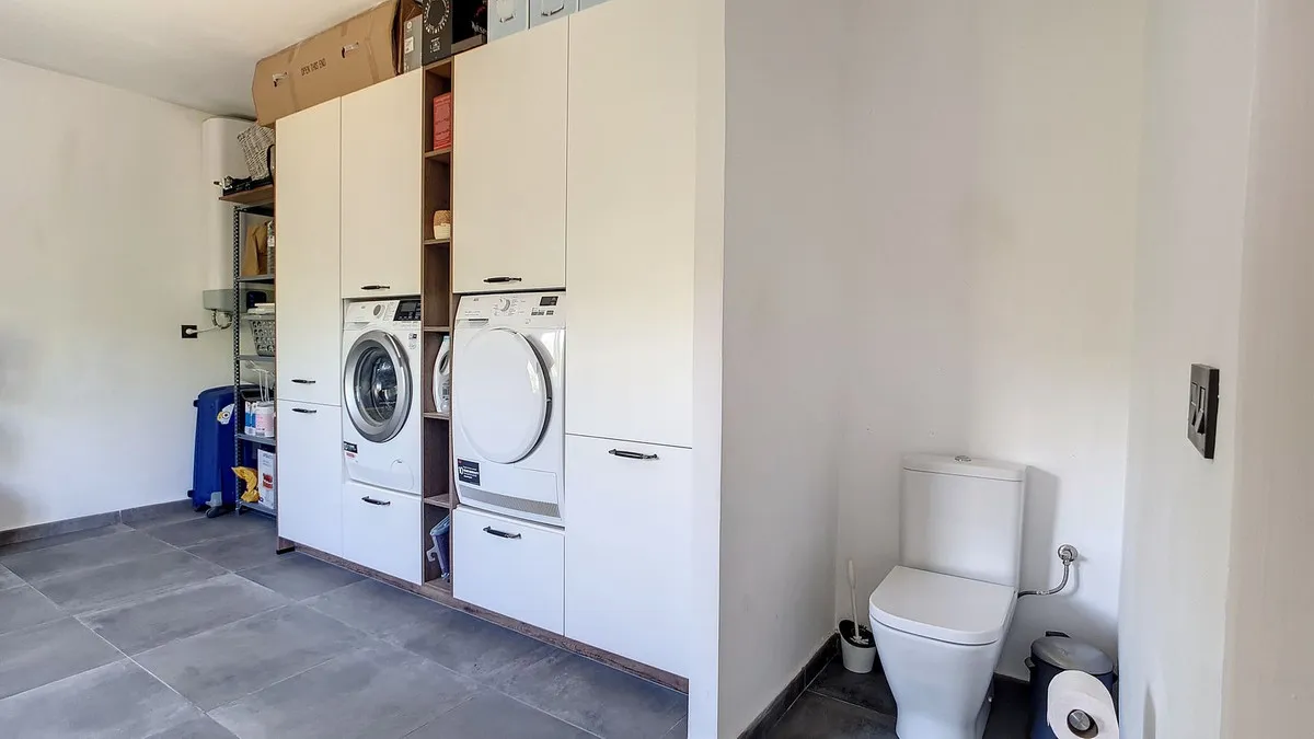 3d1af2a8-9800-42aa-b10d-33a36bb4c052