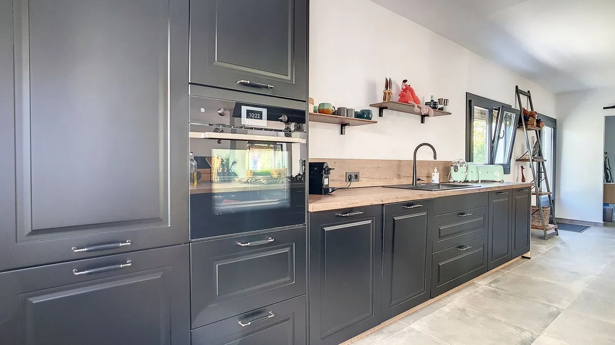 b324dbd9-26ce-4a81-afa4-69a1af370909