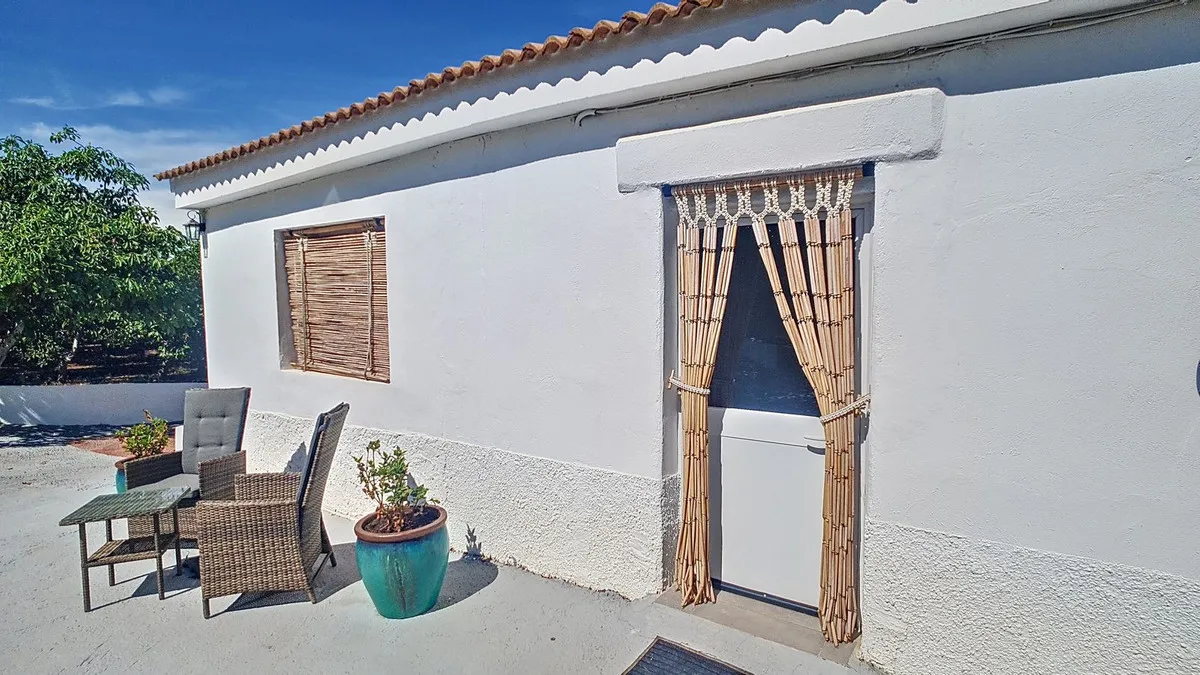 dd6eaa31-b5bc-4a19-9ae3-031c713ea1f2