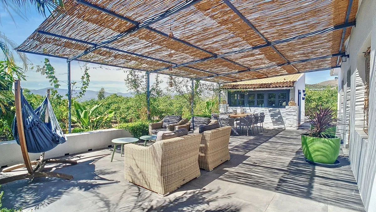 fb5500a5-4f53-439a-873f-e85a31c31c18