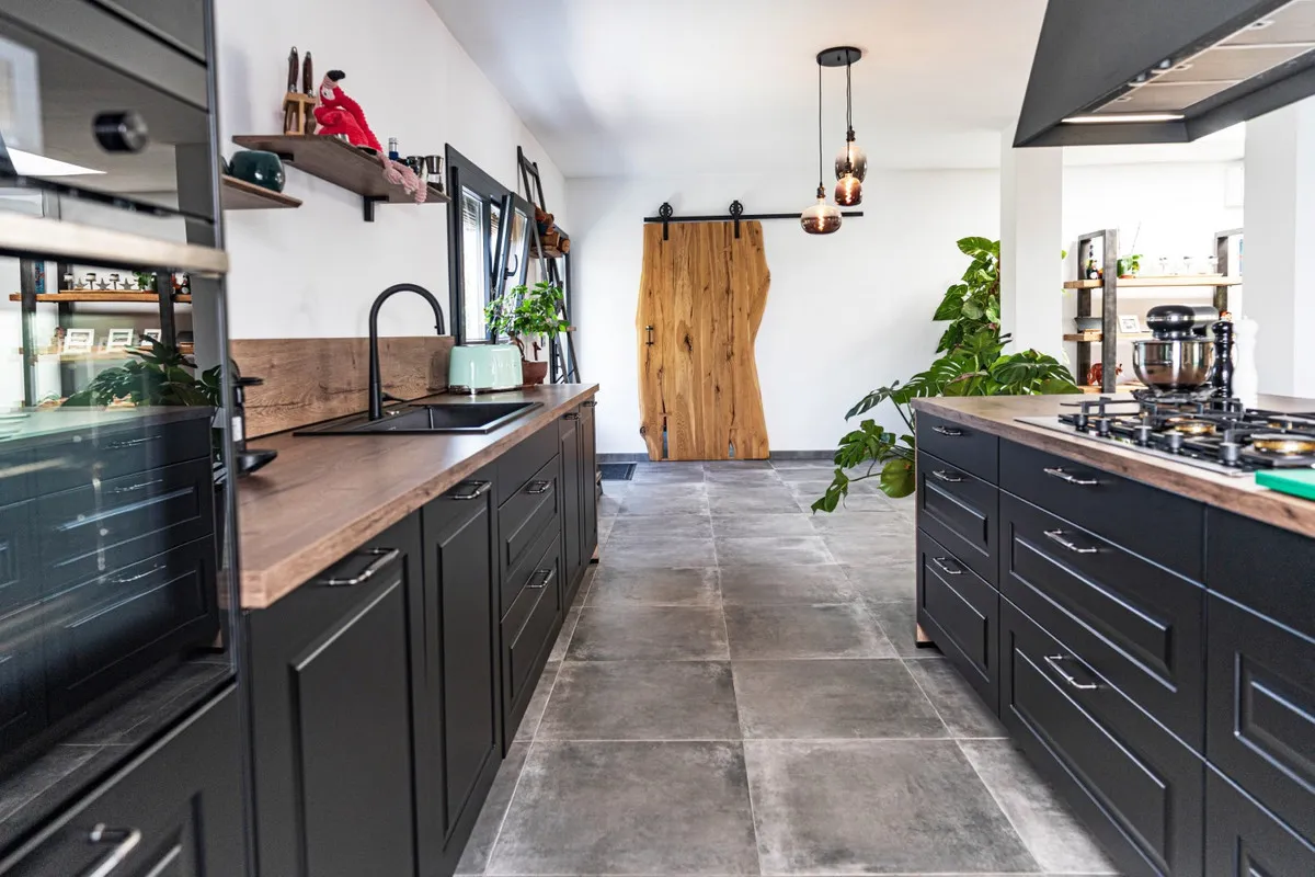 69acfd5a-2c26-403a-a84f-c3d58a6901df