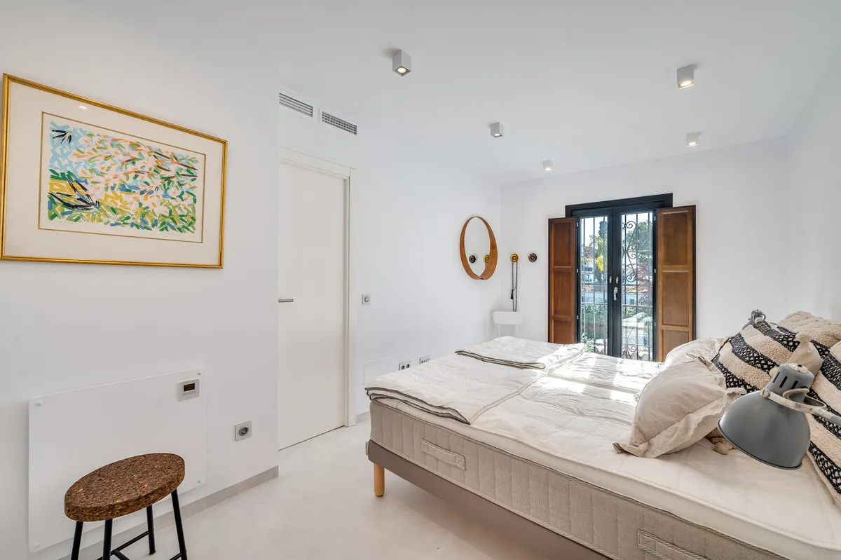 061c8571-a7b5-4e7a-884d-309e2c0e97c3