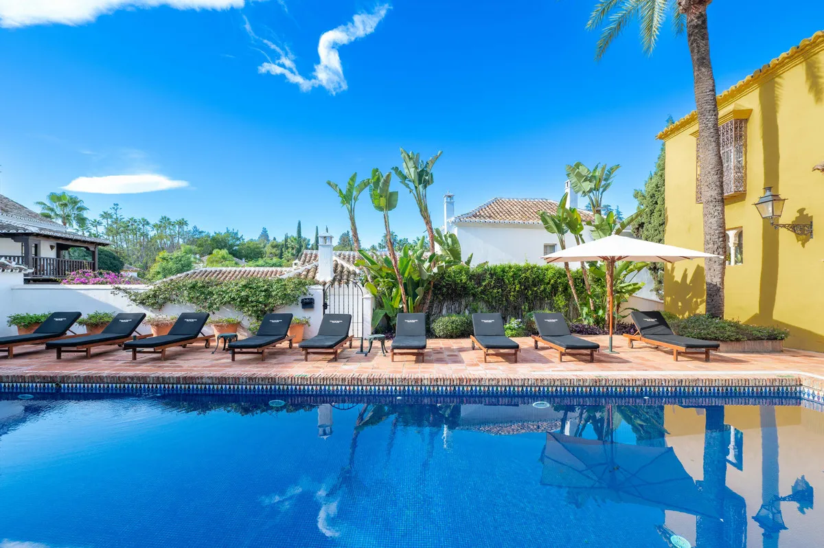 3ed8e81d-d4c9-4073-9aca-5303c3c03e6c