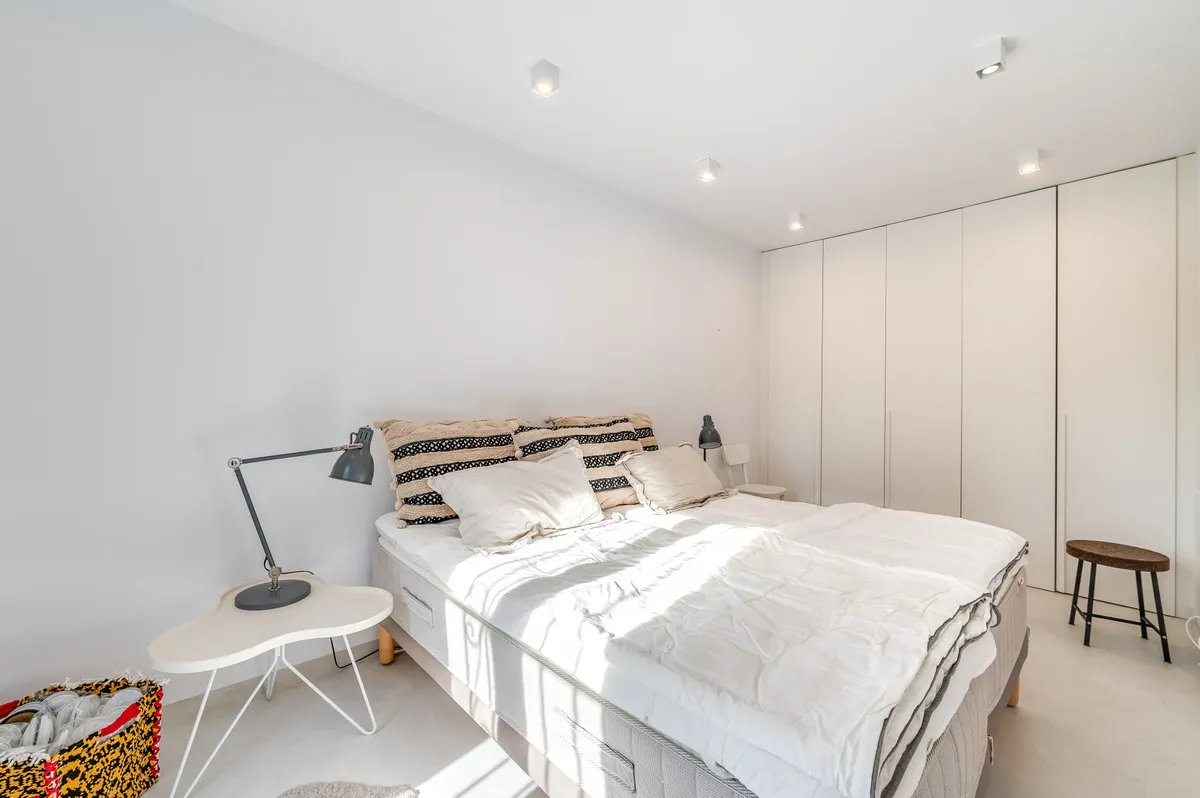 813e75b5-1443-4896-90f1-3d24ad1f2ae5