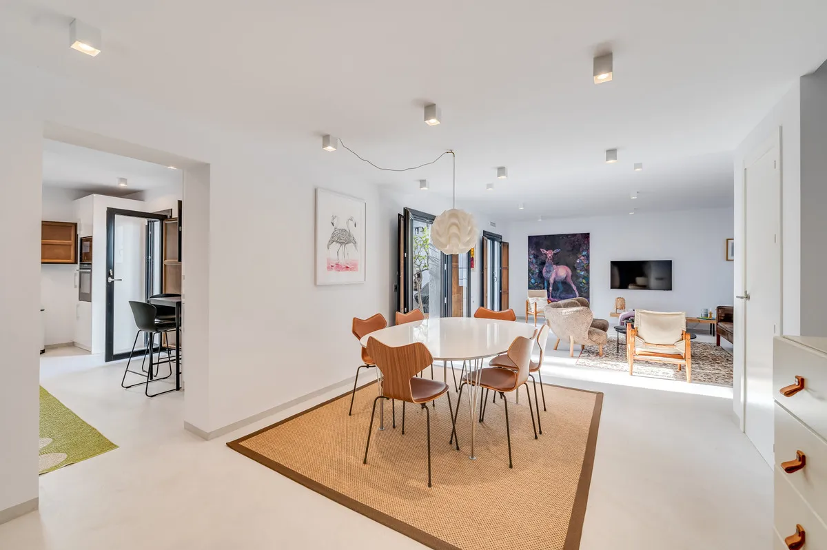 c8382913-6600-4ca7-8c5b-da70552d1e67