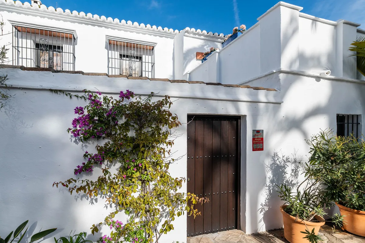 de03aa43-1b08-4424-989b-8ecfe57579be