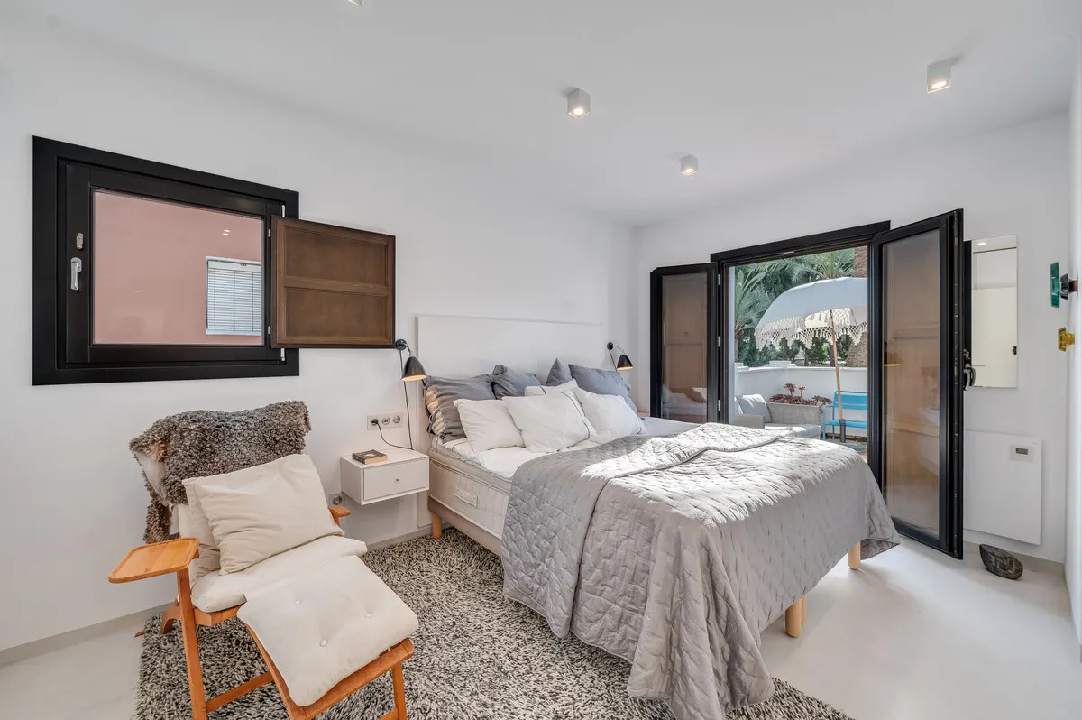 e9f28f87-9ae9-4839-a22b-63276a8b34fa