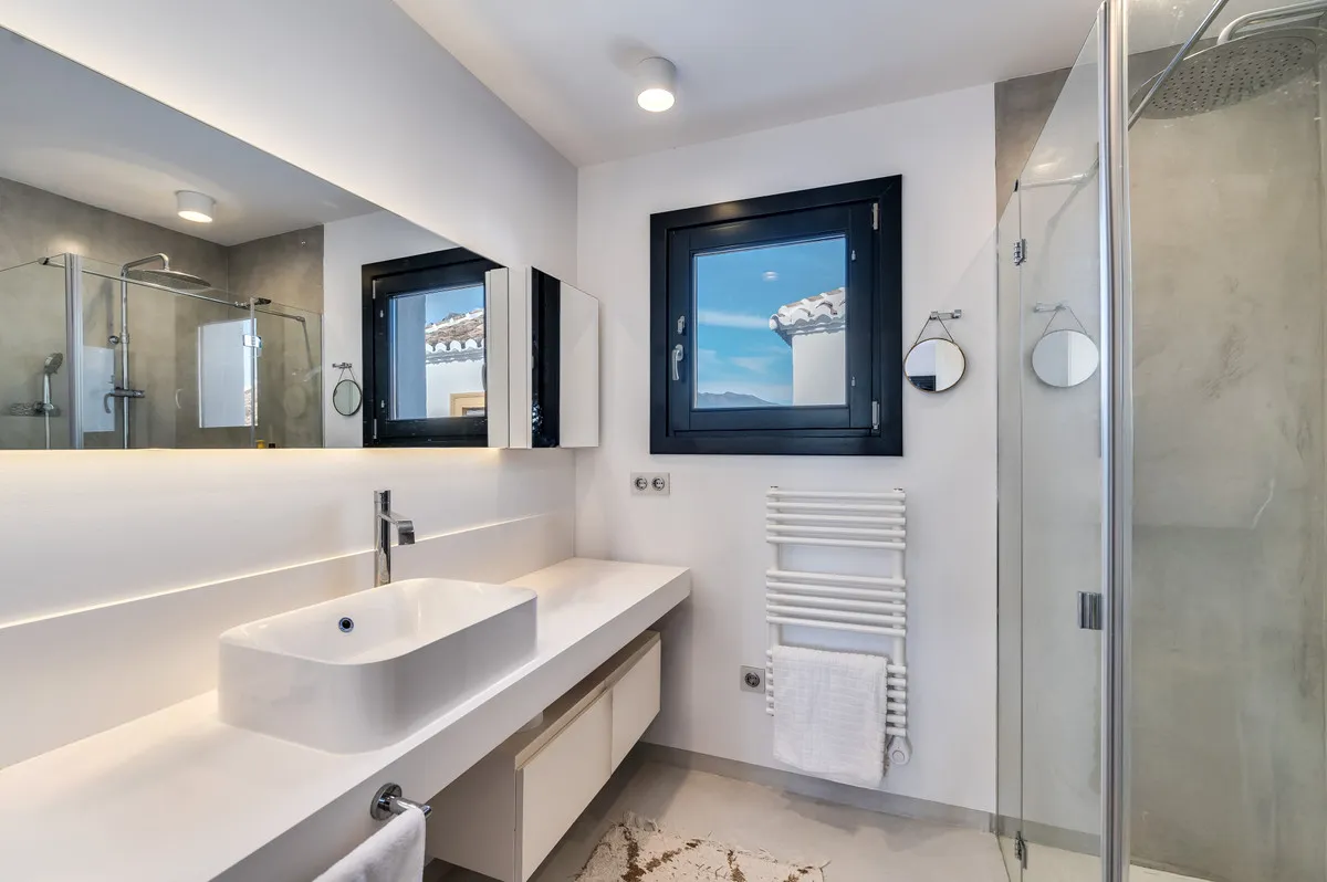 fefb6de7-817b-4cf0-8d5a-e1fb89250c0f